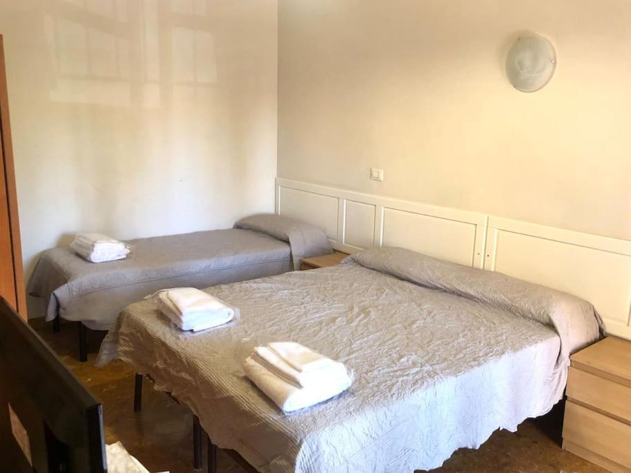 Sansovino Bed And Car Hotel ฟลอเรนซ์ ภายนอก รูปภาพ