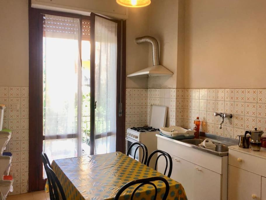Sansovino Bed And Car Hotel ฟลอเรนซ์ ภายนอก รูปภาพ